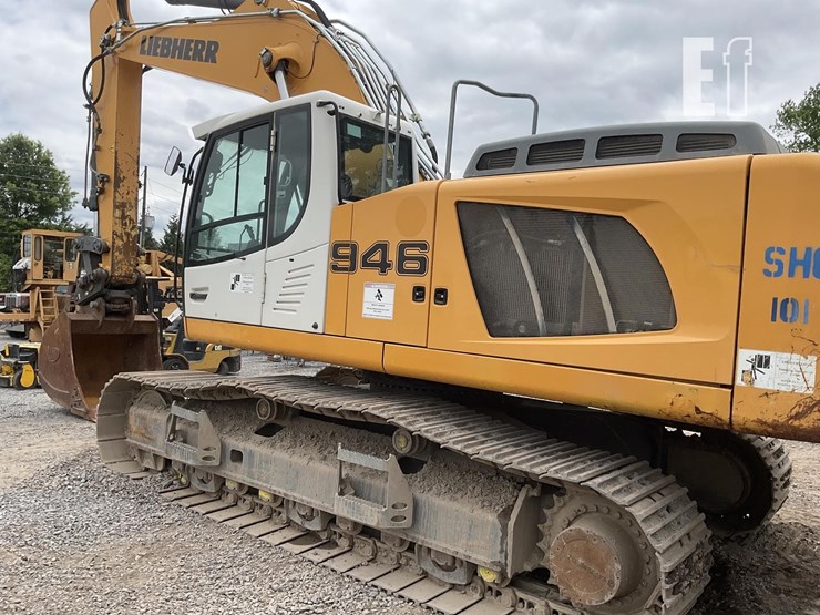 2016-liebherr-r946-lc-image-2