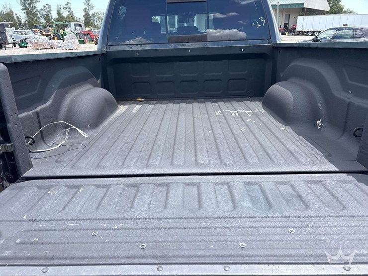 2017-dodge-1500-image-5