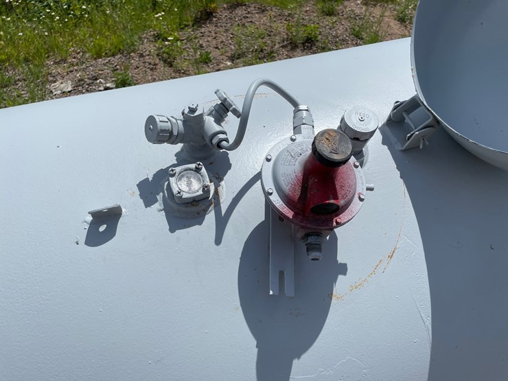 #6511-•-1000-gallon-lp-propane-tank-image-5