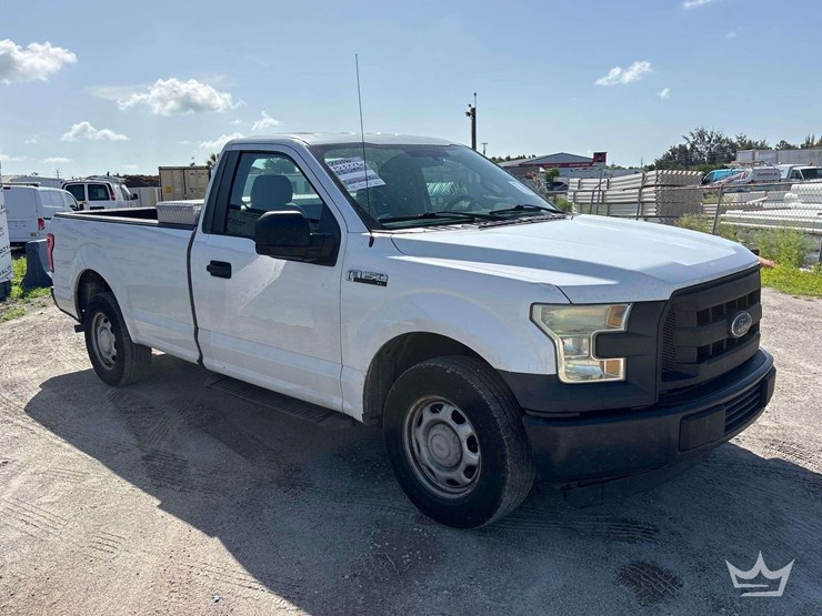 2016-ford-f150-image-2