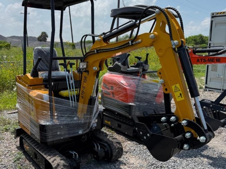 2026-ats-ats-rt15r-rt15r-mini-excavator-image-2