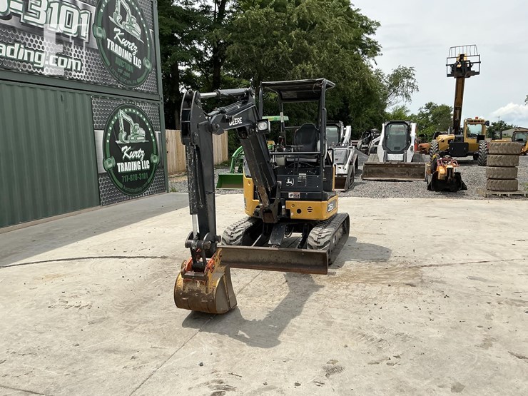 2020-deere-26g-image-8