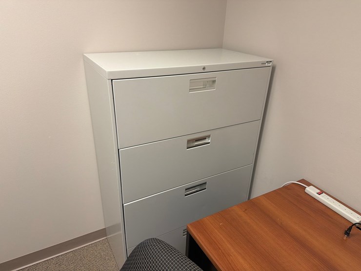 #3540-•-lot-of-office-furniture-|-located-in-st.-rose,-la-image-4