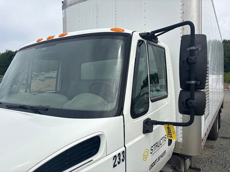 2015-international-durastar-4300-image-10