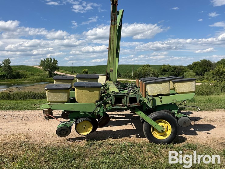 john-deere-7000-image-8