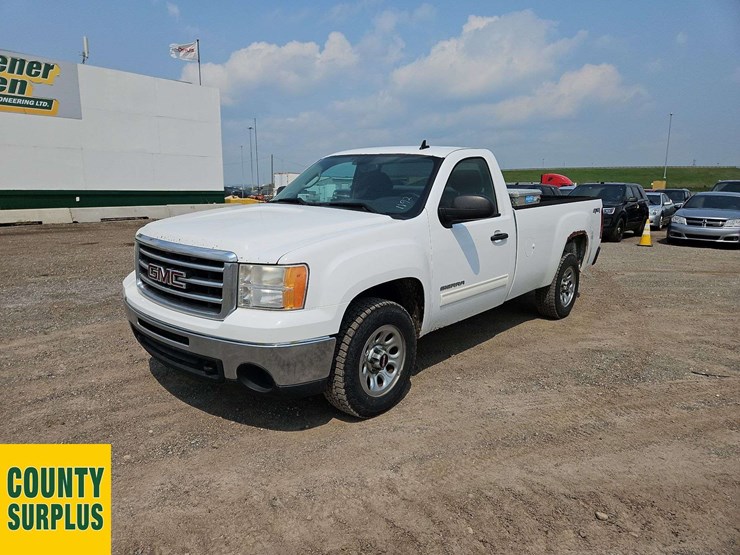 2013-gmc-sierra-1500-image-1