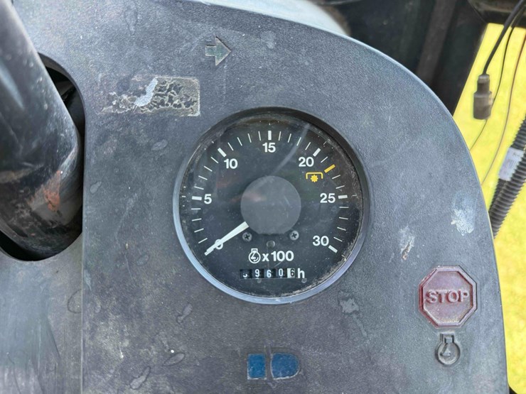 1984-john-deere-4250-image-34