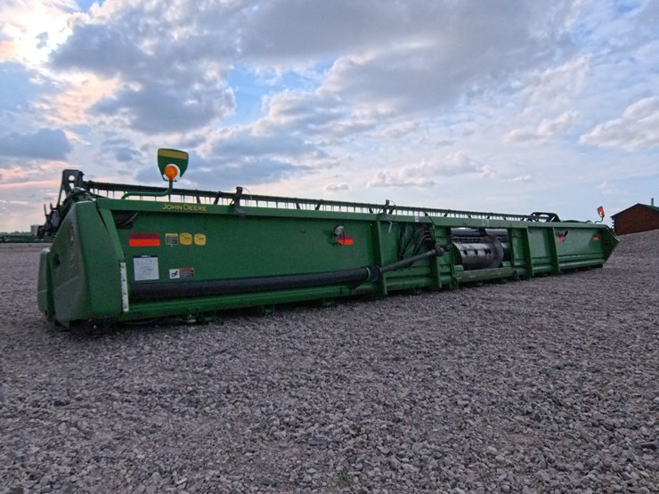 john-deere-635f-image-3