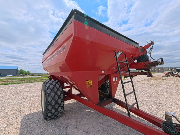 united-farm-tools-760-image-29