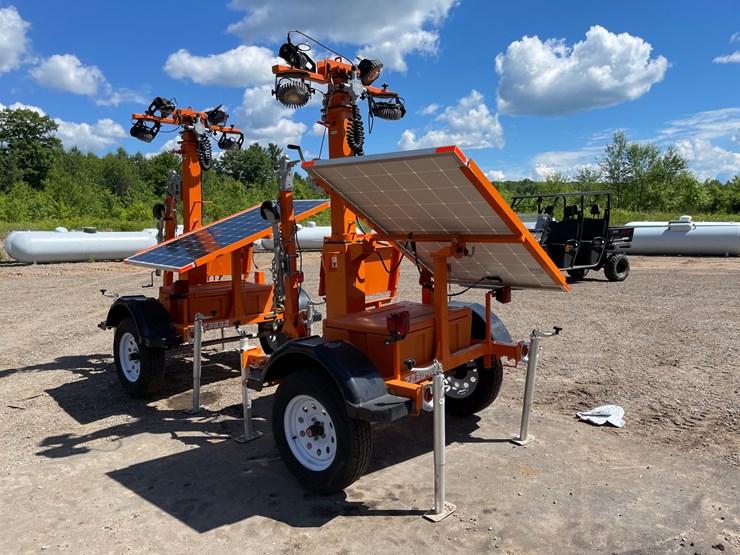 #6056-•-2022-ver-mac-towable-light-tower-image-2