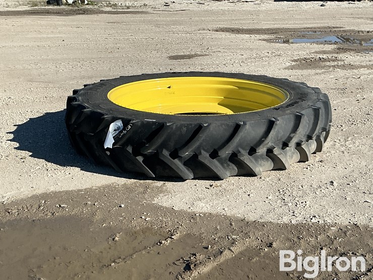 john-deere-7000-image-3