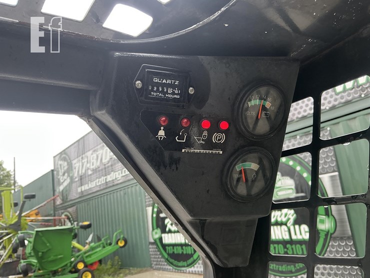 2012-bobcat-s70-image-13
