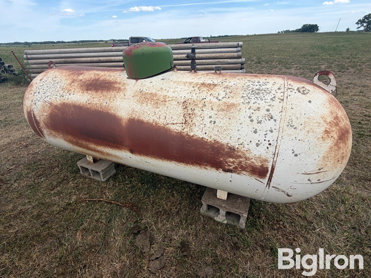 500-gal-propane-tank-image-2
