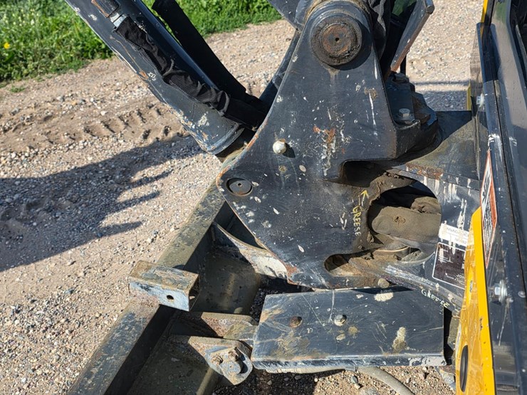 deere-26g-image-19