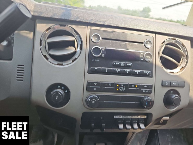 2015-ford-f350-image-28