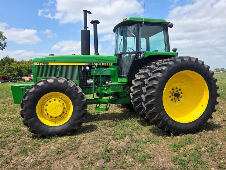 john-deere-4755-image-5