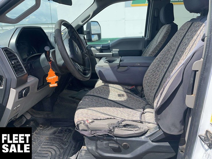 2020-ford-f350-image-14