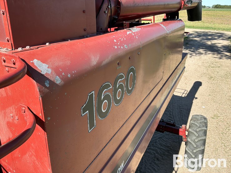 1989-case-ih-1660-image-15