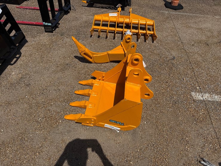 caterpillar-305-image-3