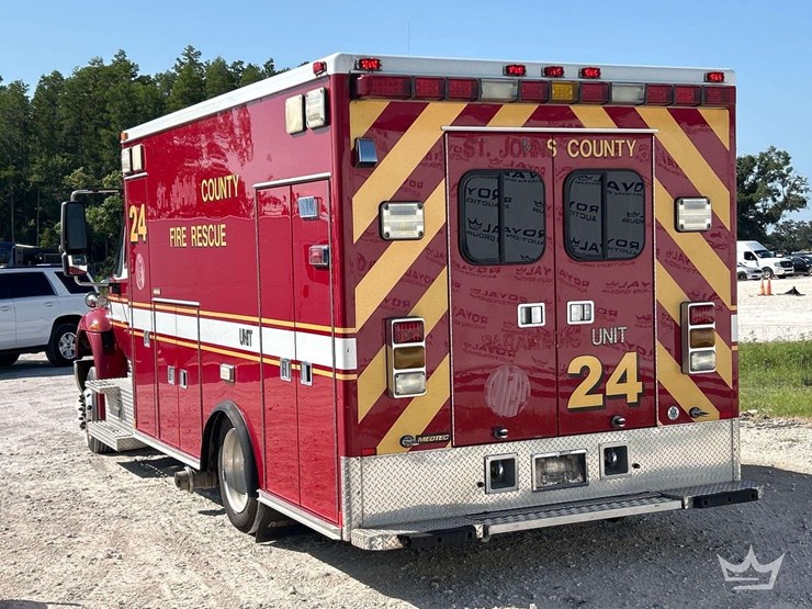 2011-international-durastar-4400-image-2