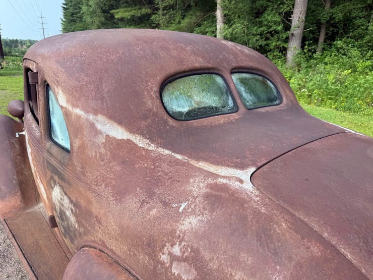 #1369-•-1936-terraplane-car-image-18