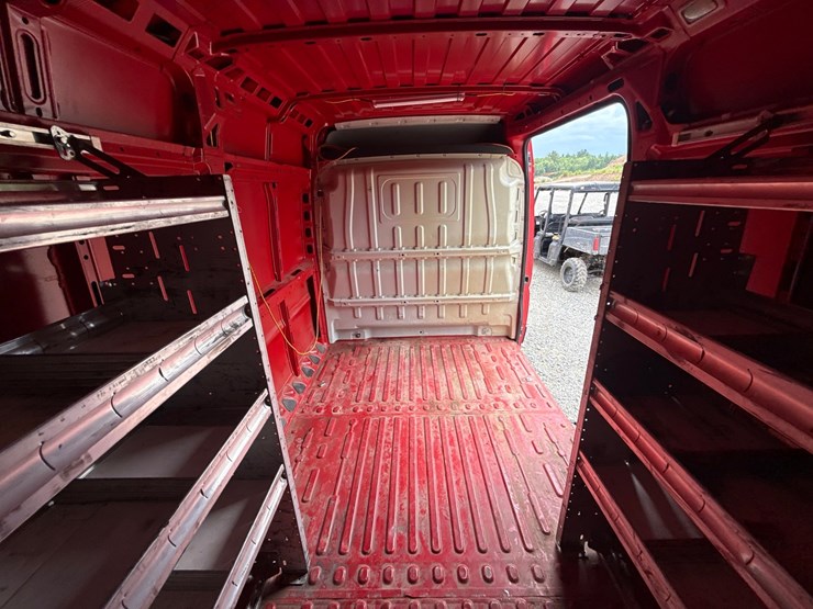 2015-dodge-ram-van-image-79