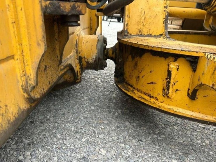 2007-deere-450j-lgp-image-39