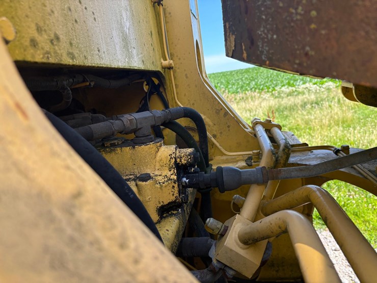 new-holland-lw170-image-50