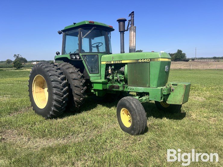 1978-john-deere-4440-image-3