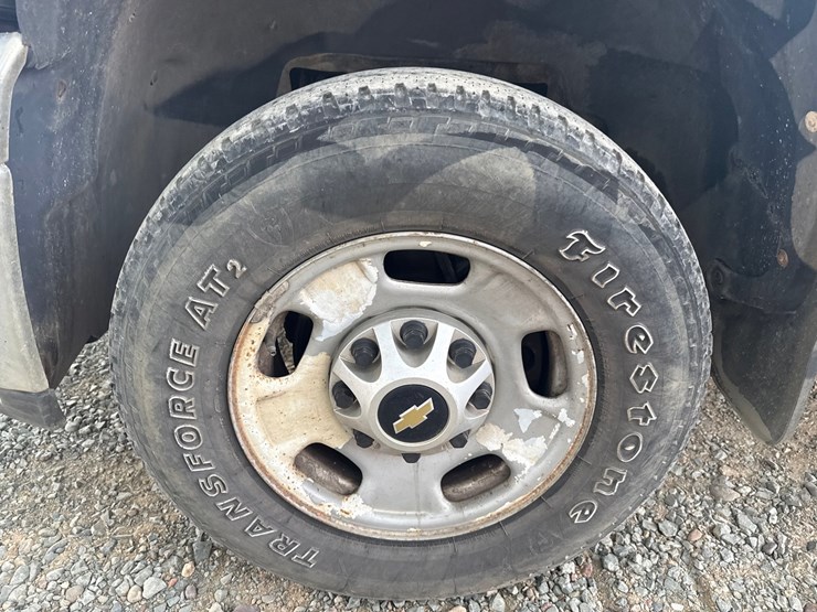 2013-chevrolet-2500-image-51