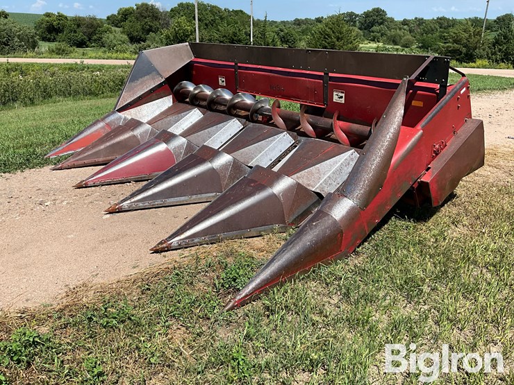1990-case-ih-1054-image-1