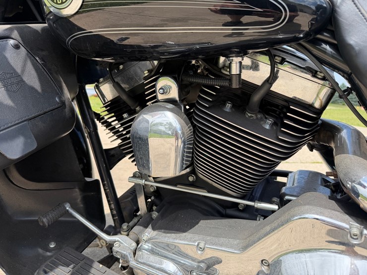 #1489-•-2004-harley-davidson-electra-glide-ultra-classic-flhtcui-image-41