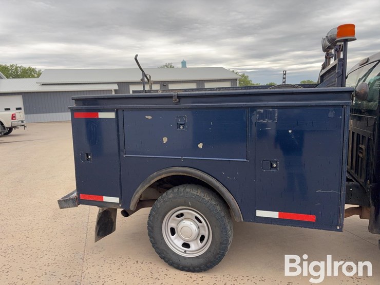 2016-ford-f350-image-18