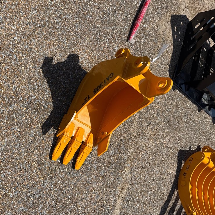 CATERPILLAR 305