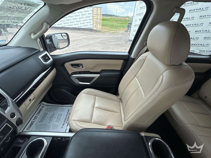 2017-nissan-titan-image-19