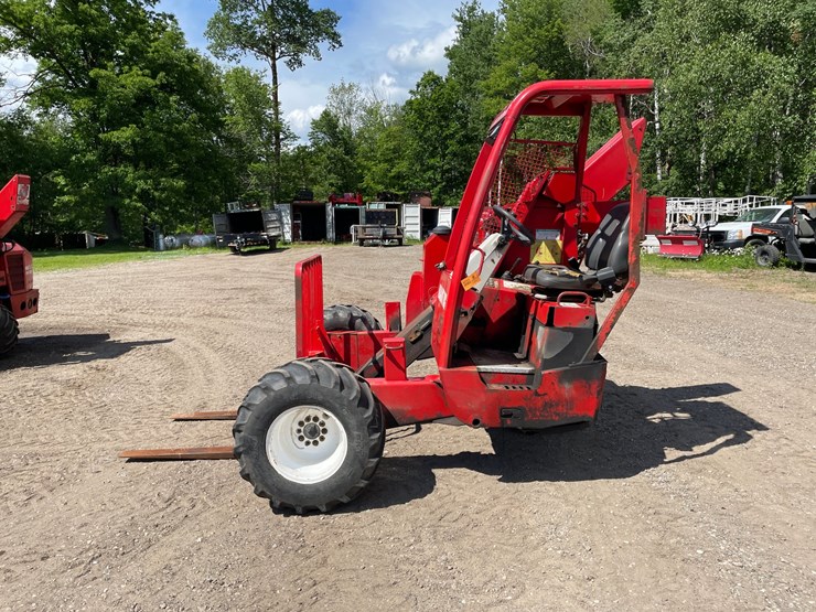 #6053-•-manitou-piggyback-forklift-image-2