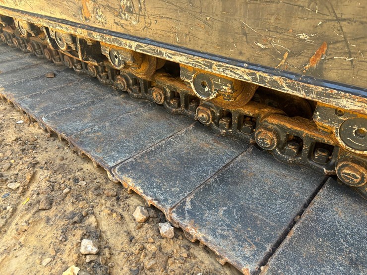 komatsu-pc200-lc-6le-image-102