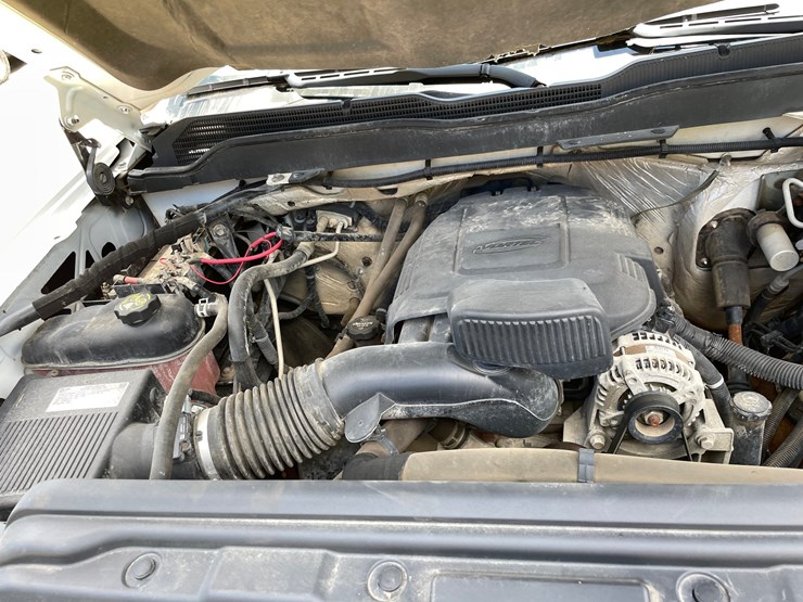 2015-chevrolet-2500-image-46