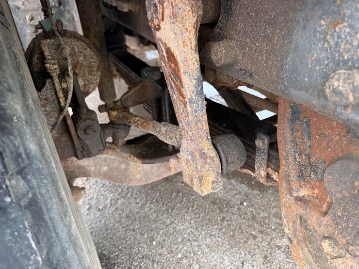 #1471-•-2003-mack-713v-granite-tri-axle-dump-truck-image-56