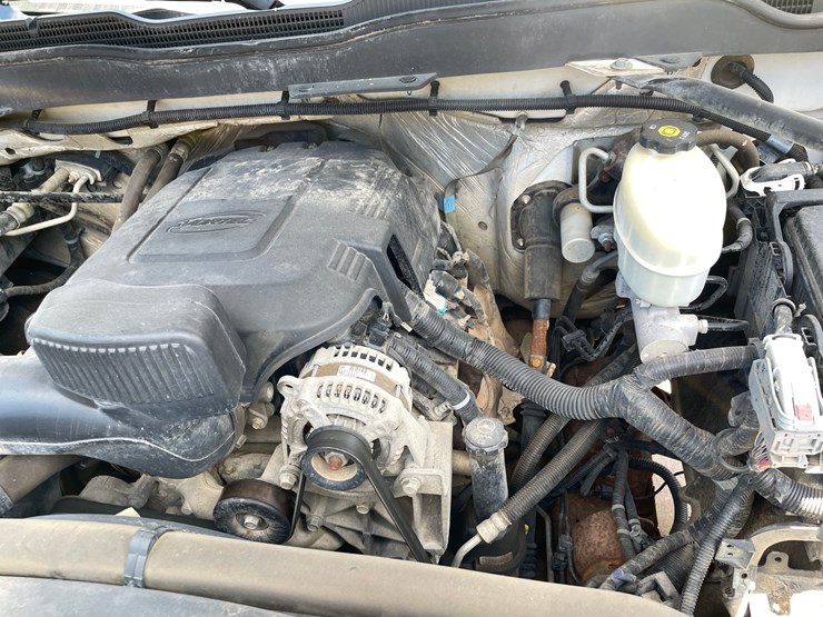 2015-chevrolet-2500-image-47