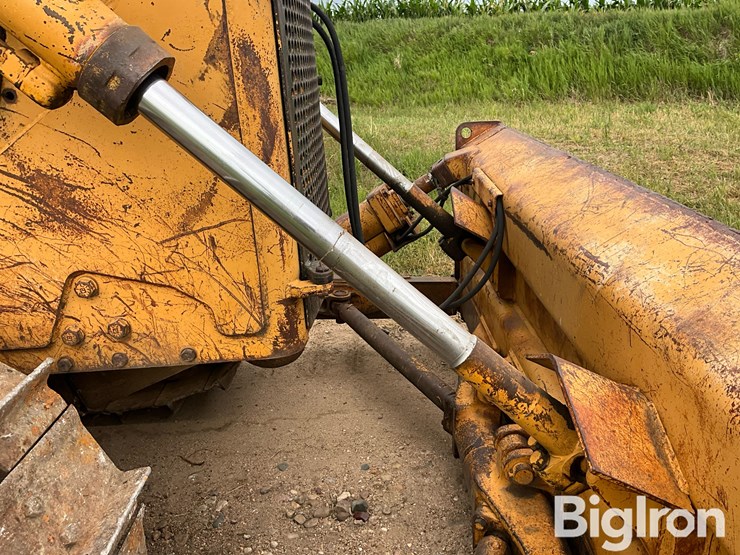 1979-caterpillar-d6d-image-13