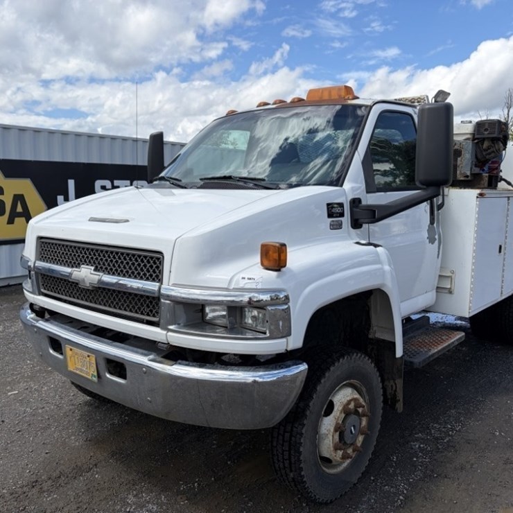 2006 Chevrolet C4500 4X4 Service Truck