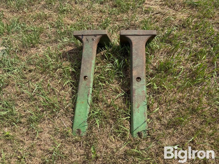 john-deere-b-image-5