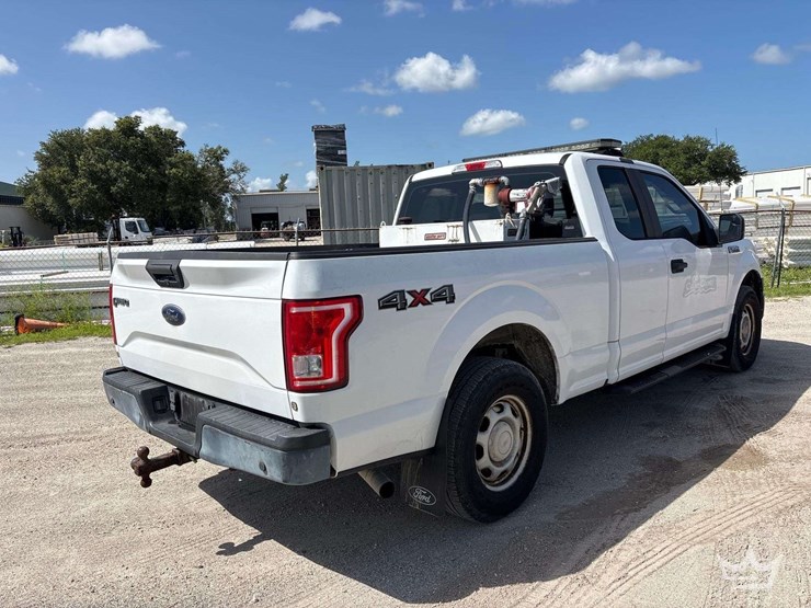 2017-ford-f150-image-3