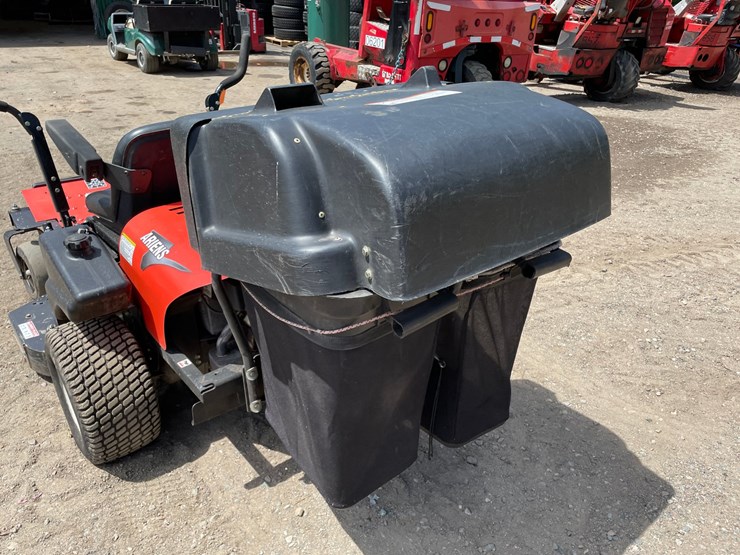 #6072-•-ariens-zoom-1540-zero-turn-lawn-mower-image-16