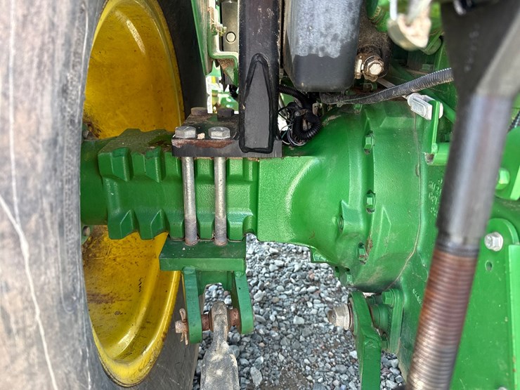 2018-john-deere-5065e-image-39