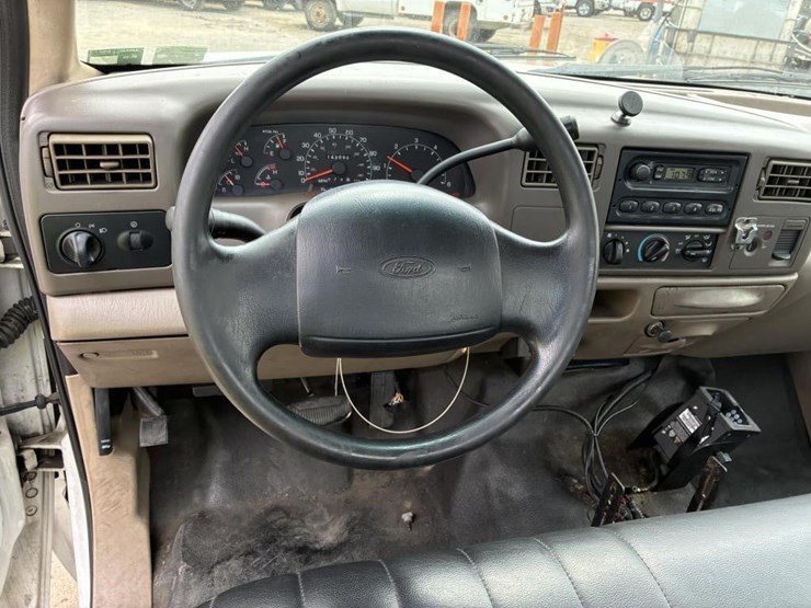 2001-ford-f250-image-15