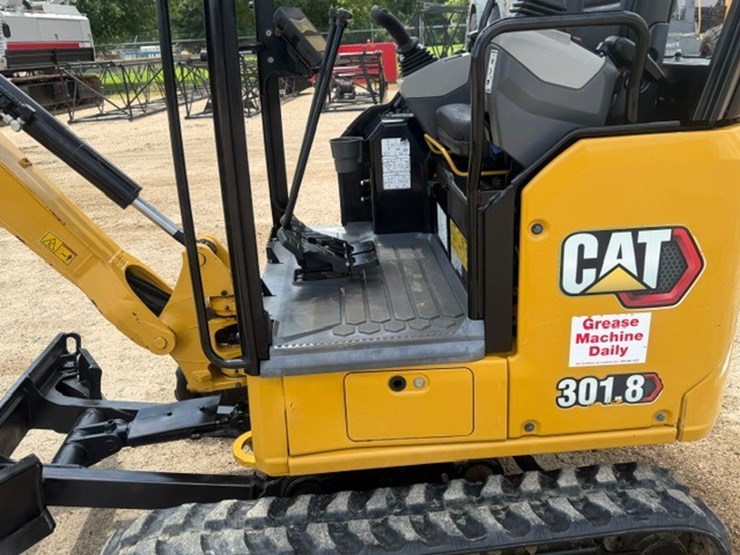 caterpillar-301.8-image-20