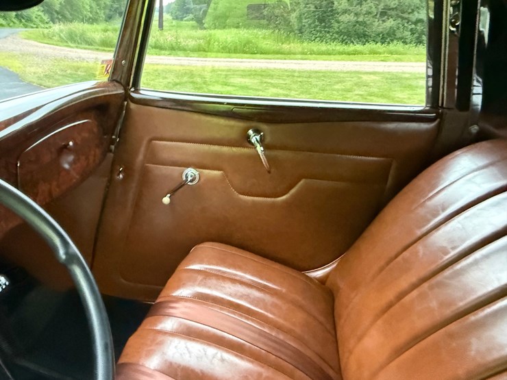 #1376-•-1934-ford-cabriolet-convertible-car-image-36