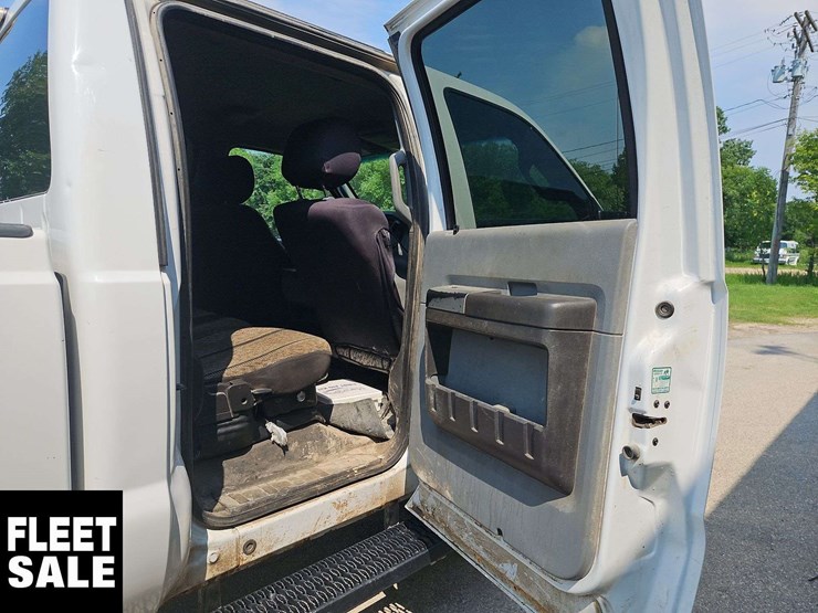 2015-ford-f350-image-23